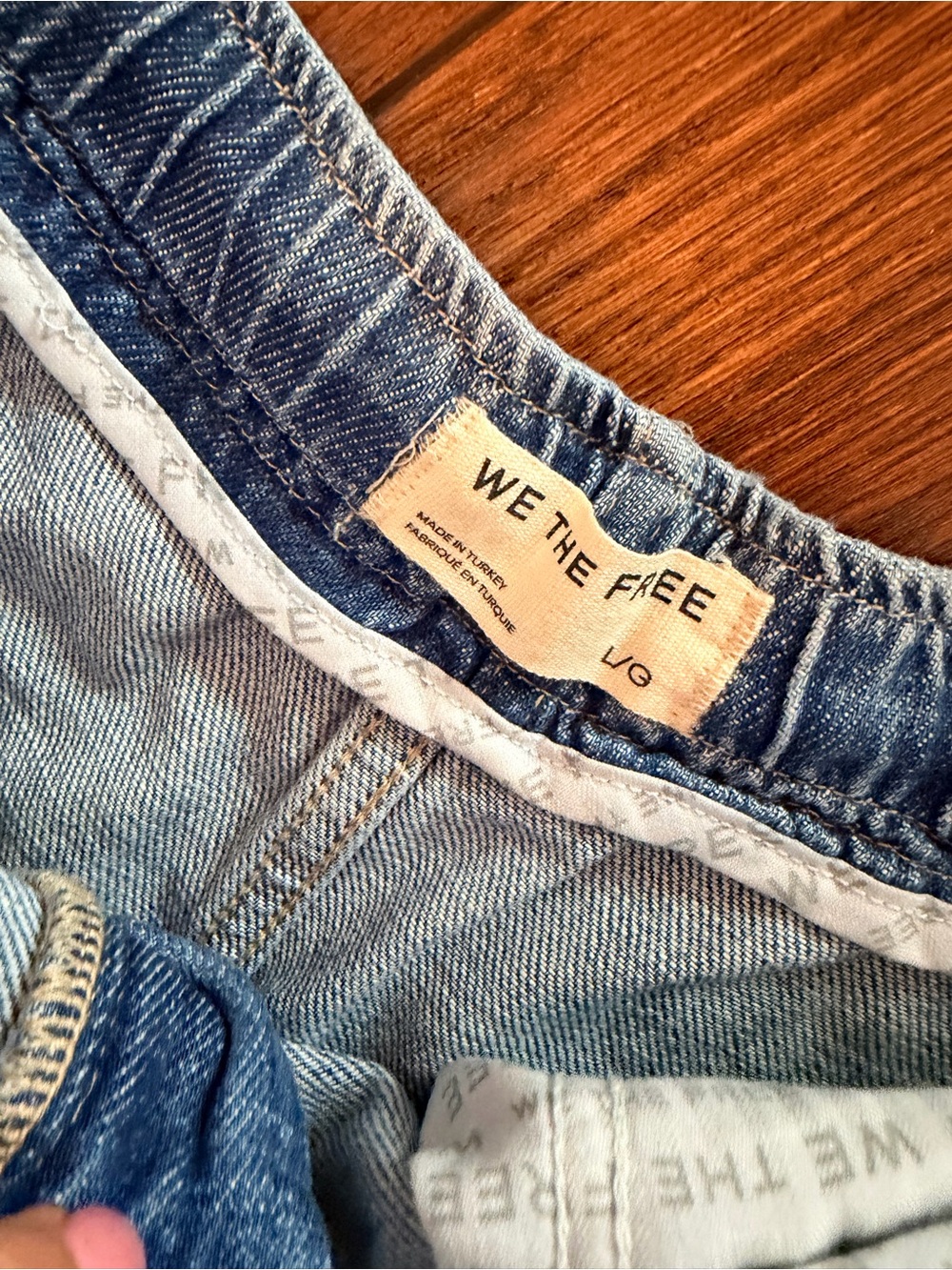 We The Free Light Blue Wide-Leg Jeans snack pockets! - Picture 2 of 7